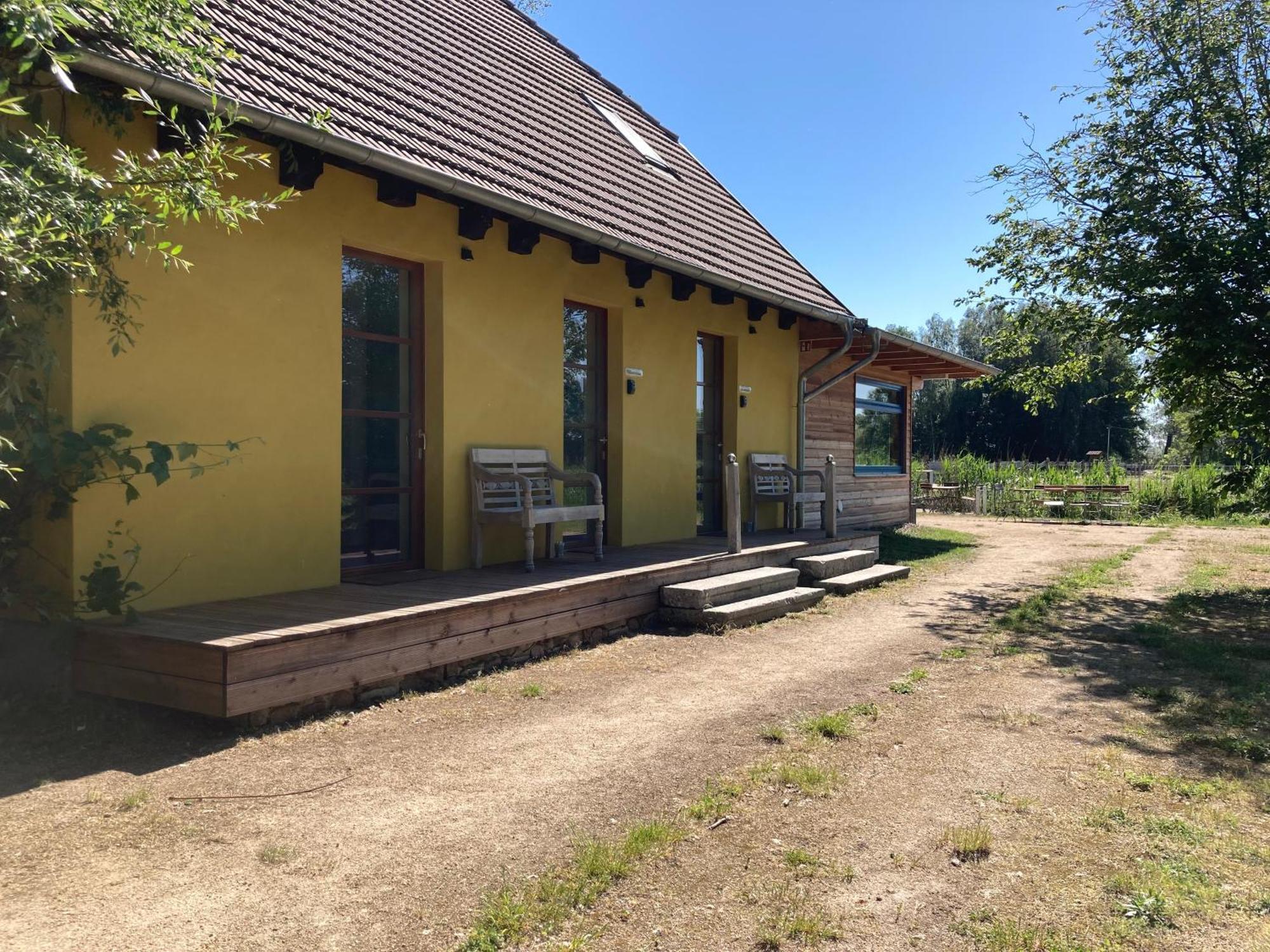 Teichland Linum Apartment *